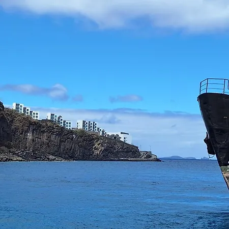 Cliff Ocean View Gaula