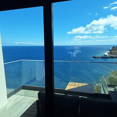 Lägenhet Cliff Ocean View