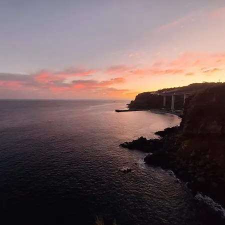 Cliff Ocean View *