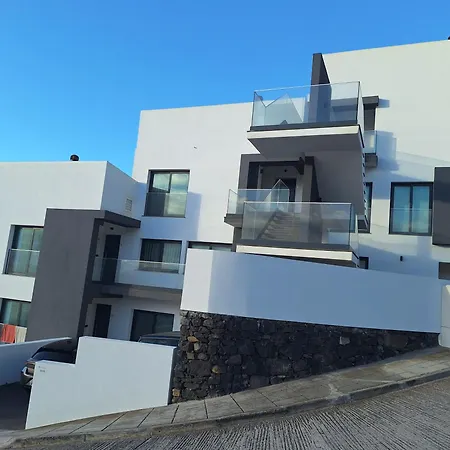 Cliff Ocean View Gaula