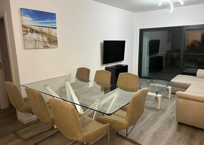 Cliff Ocean View דירה *