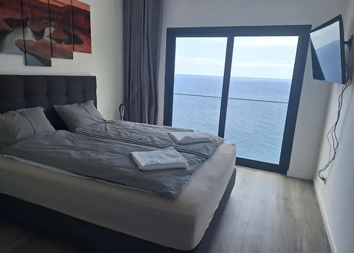 דירה Cliff Ocean View